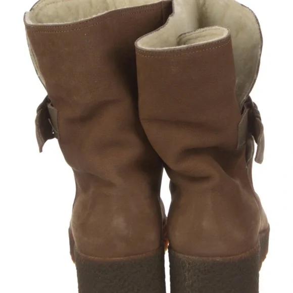 Arche sheep skin boots, size 8 (US), France size (39) - Picture 2 of 12